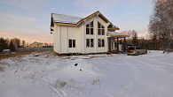 Дом из двойного минибруса в Омске